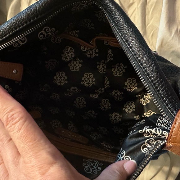 Jessica Simpson leather purse - Picture 3 of 6